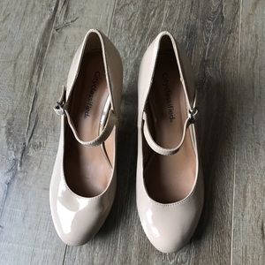 Never worn Citi Classified patent leather Heels